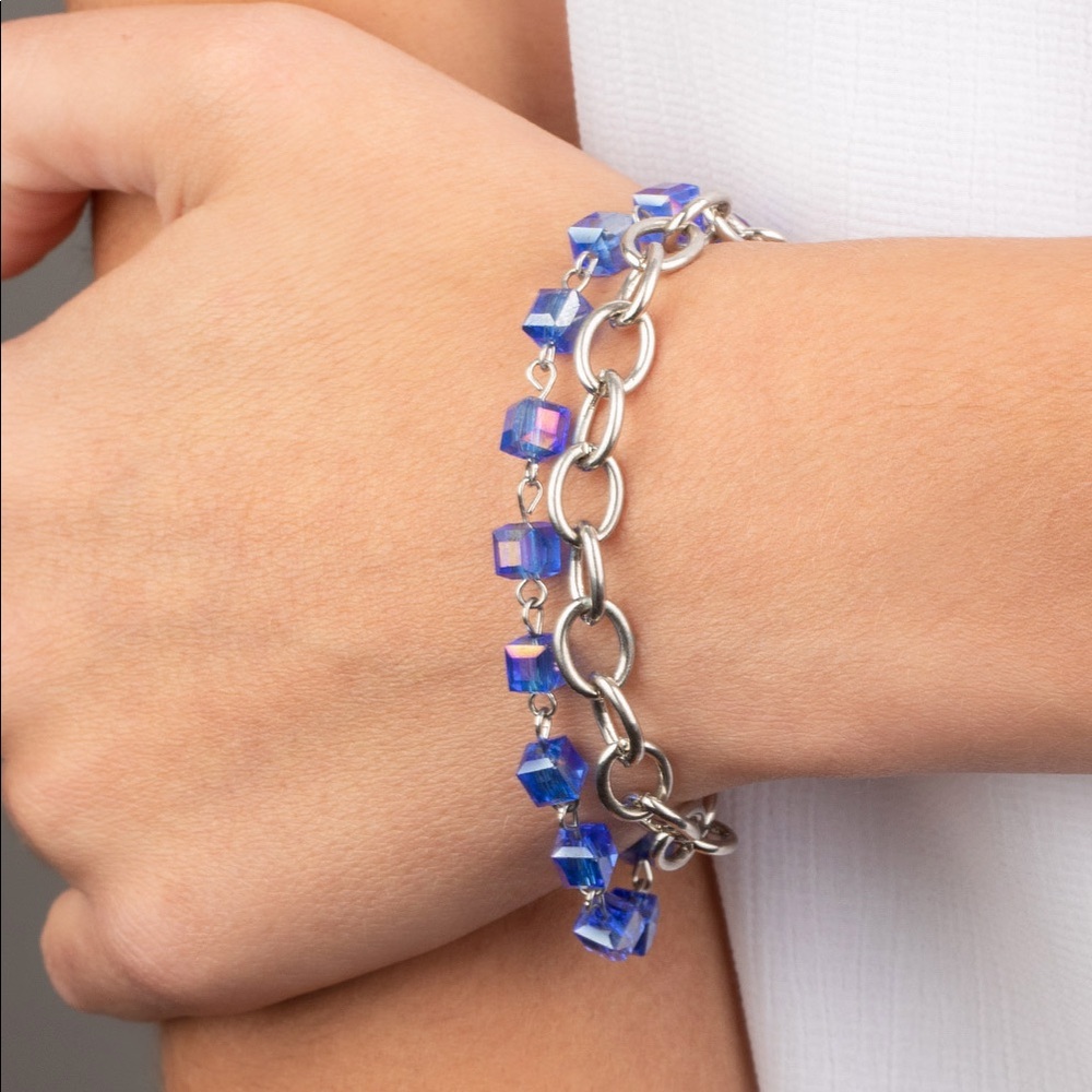 Paparazzi Accessories Yake’s $5 Bling